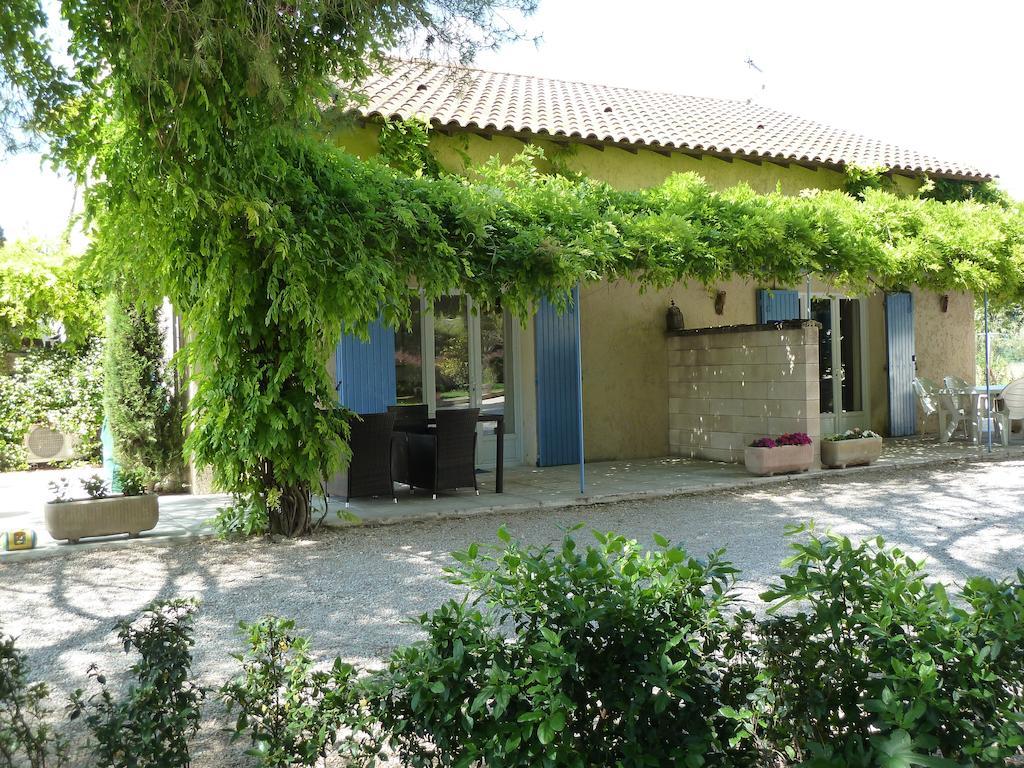 Bed and Breakfast Les Cigales Saint-Andiol Exterior foto