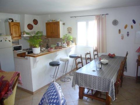 Bed and Breakfast Les Cigales Saint-Andiol Zimmer foto